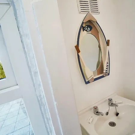 The Castle House 惠特比